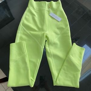 NWT - Meshki Leggins